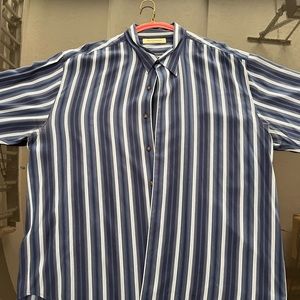 Long sleeved men’s silk Tommy Bahama